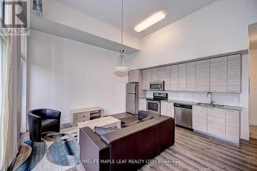 106 - 253 Albert Street W, Waterloo, ON - Indoor Photo Showing Kitchen With Stainless Steel Kitchen