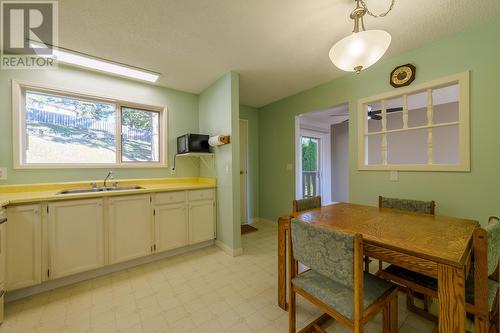 272 Alder Drive, Logan Lake, BC - Indoor Photo Showing Dining Room