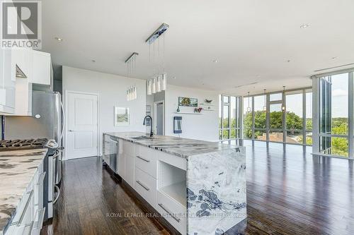 401 - 50 Murray Street W, Hamilton, ON - Indoor Photo Showing Kitchen With Stainless Steel Kitchen With Upgraded Kitchen