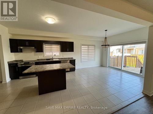 3637 Allen Trail Ridge, Fort Erie, ON - Indoor Photo Showing Kitchen With Double Sink