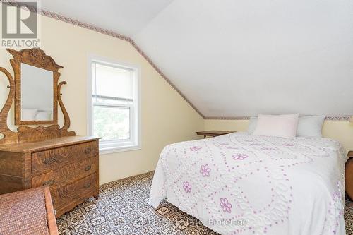 205262 Highway 26, Meaford, ON - Indoor Photo Showing Bedroom