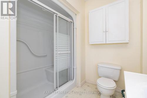 205262 Highway 26, Meaford, ON - Indoor Photo Showing Bathroom