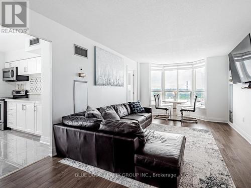 1004 - 21 Overlea Boulevard, Toronto (Thorncliffe Park), ON - Indoor