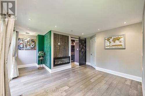 150 Cambridge Crescent, Richmond Hill (South Richvale), ON - Indoor Photo Showing Other Room