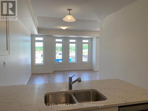 86 Paisley Drive, Bradford West Gwillimbury, ON - Indoor Photo Showing Other Room