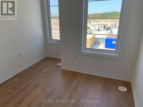 86 Paisley Drive, Bradford West Gwillimbury, ON - Indoor Photo Showing Other Room