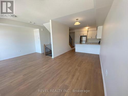 86 Paisley Drive, Bradford West Gwillimbury, ON - Indoor Photo Showing Kitchen