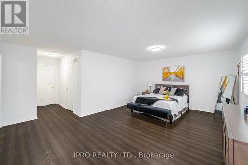 335 Bessborough Drive, Milton, ON - Indoor Photo Showing Bedroom