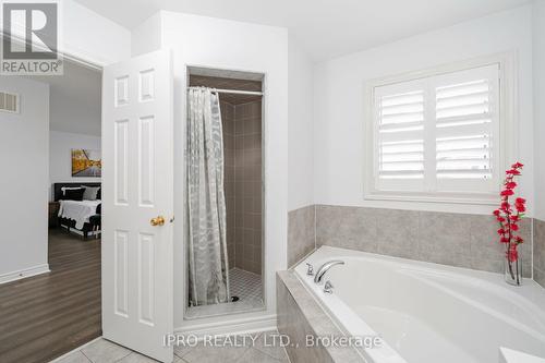 335 Bessborough Drive, Milton, ON - Indoor Photo Showing Bathroom