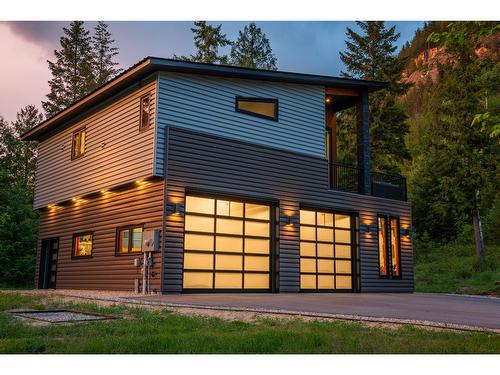 1959 Sandy Road, Castlegar, BC - Outdoor