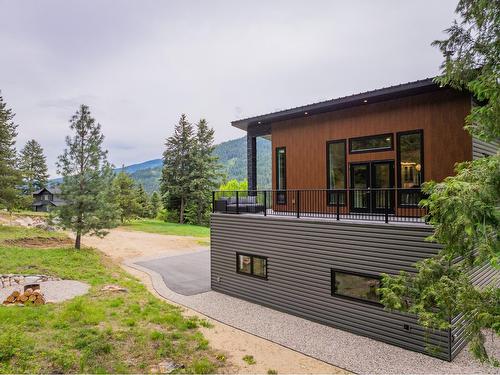 1959 Sandy Road, Castlegar, BC - Outdoor