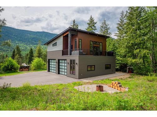 1959 Sandy Road, Castlegar, BC - Outdoor