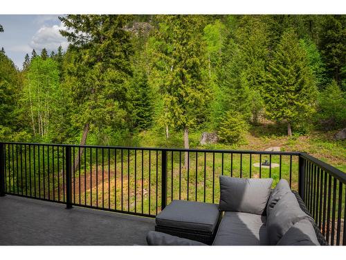 1959 Sandy Road, Castlegar, BC - Outdoor