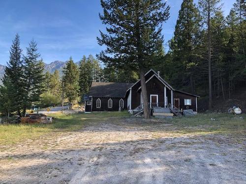 4954 Madsen Rd, Radium Hot Springs, BC 