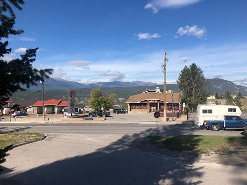 4954 Madsen Rd, Radium Hot Springs, BC 