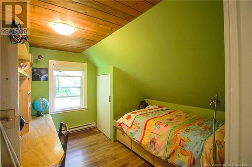 583 Hall Road, Passekeag, NB - Indoor Photo Showing Bedroom