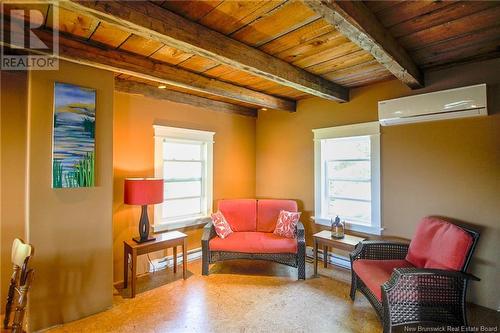 583 Hall Road, Passekeag, NB - Indoor Photo Showing Living Room