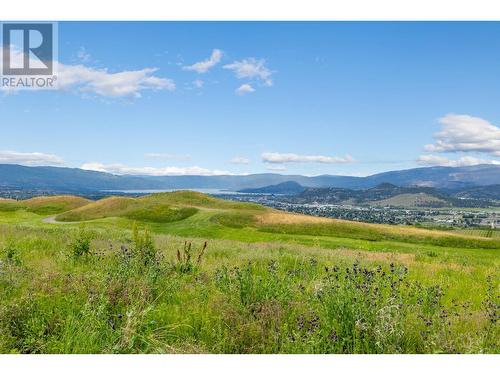 1870 Tallgrass Trail, Kelowna, BC - Outdoor With View