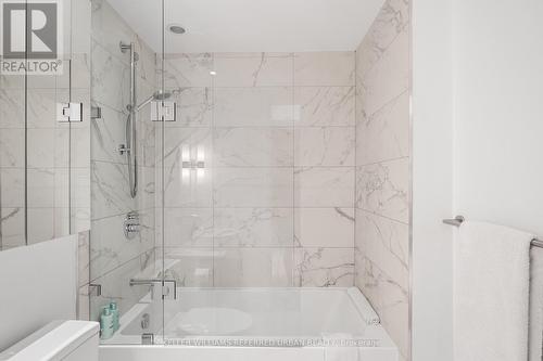 4102 - 161 Roehampton Avenue, Toronto, ON - Indoor Photo Showing Bathroom