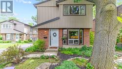 1854 HYDE MILL CRESCENT  Mississauga (Streetsville), ON L5N 0A7