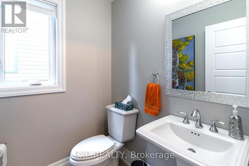 187 Findlay Drive, Collingwood, ON - Indoor Photo Showing Bathroom