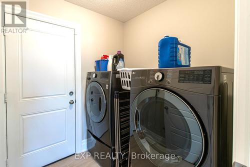 187 Findlay Drive, Collingwood, ON - Indoor Photo Showing Laundry Room