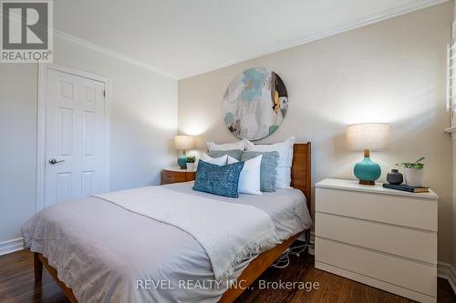 198 West 32Nd Street, Hamilton (Westcliffe), ON - Indoor Photo Showing Bedroom