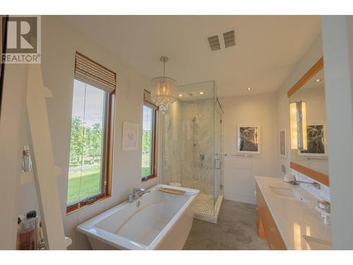 primary ensuite - 3194 Dunster Road, Kelowna, BC 