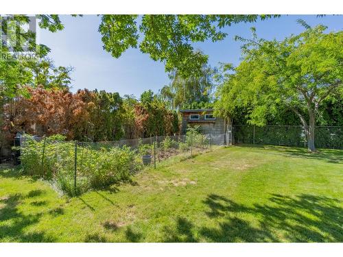 6122 Eveningstar Close, Oliver, BC - Outdoor