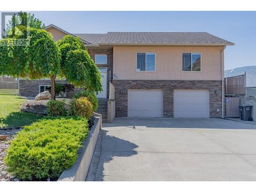 6122 Eveningstar Close, Oliver, BC - Outdoor