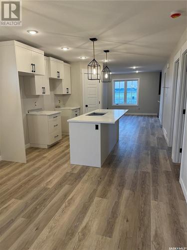 421 Eldorado Street, Warman, SK - Indoor Photo Showing Kitchen