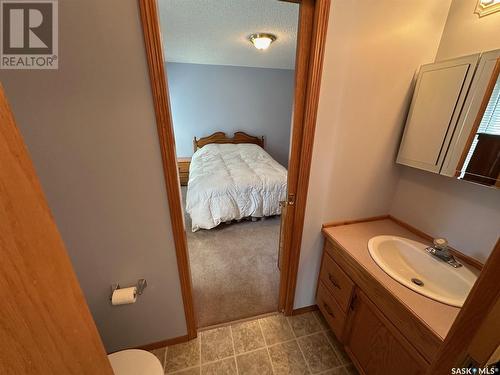 604 Donald Street, Hudson Bay, SK - Indoor Photo Showing Bathroom