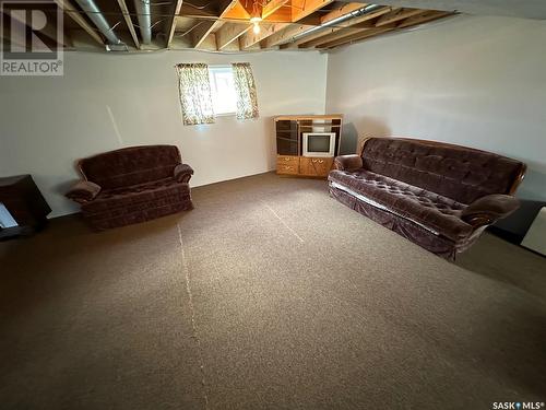 604 Donald Street, Hudson Bay, SK - Indoor Photo Showing Basement