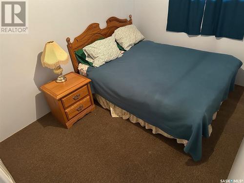 604 Donald Street, Hudson Bay, SK - Indoor Photo Showing Bedroom