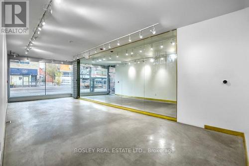 899 Dundas Street W, Toronto (Trinity-Bellwoods), ON - Indoor Photo Showing Other Room