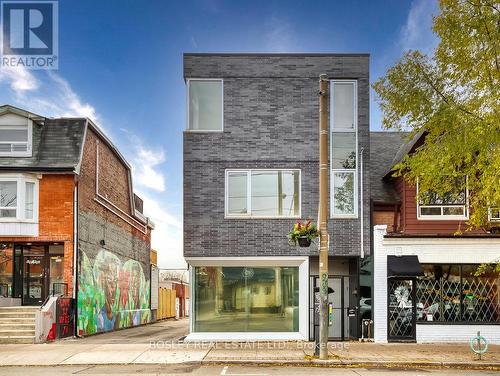 899 Dundas Street W, Toronto (Trinity-Bellwoods), ON - Outdoor