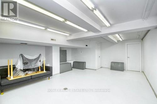 899 Dundas Street W, Toronto (Trinity-Bellwoods), ON - Indoor Photo Showing Other Room