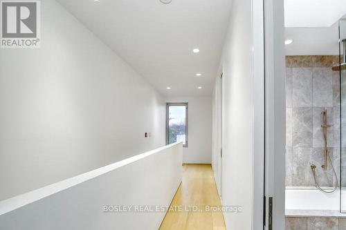 899 Dundas Street W, Toronto (Trinity-Bellwoods), ON - Indoor Photo Showing Other Room