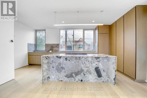 899 Dundas Street W, Toronto (Trinity-Bellwoods), ON 