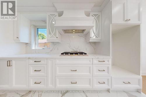 1619 Finch Avenue, Pickering (Village East), ON - Indoor Photo Showing Kitchen