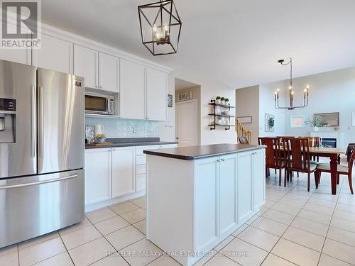 22 Westacott Crescent N, Ajax, ON - Indoor Photo Showing Kitchen