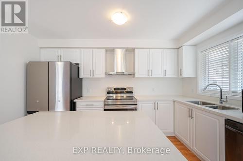 1445 Bradenton Path, Oshawa, ON - Indoor Photo Showing Kitchen With Double Sink