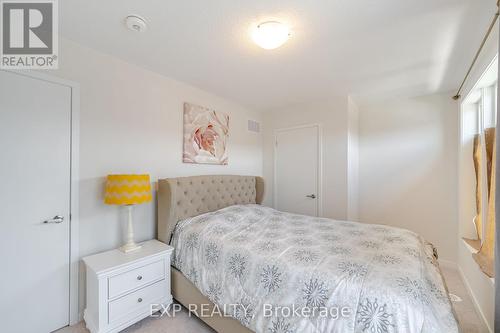 1445 Bradenton Path, Oshawa, ON - Indoor Photo Showing Bedroom