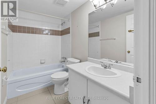 705 - 155 Kent Street, London, ON - Indoor Photo Showing Bathroom