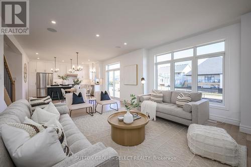 8 Hazelwood Path, Thames Centre (Dorchester), ON - Indoor Photo Showing Living Room