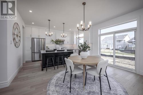 8 Hazelwood Path, Thames Centre (Dorchester), ON - Indoor Photo Showing Dining Room