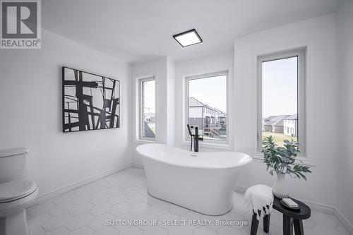 8 Hazelwood Path, Thames Centre (Dorchester), ON - Indoor Photo Showing Bathroom