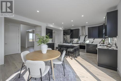 118 Timberwalk Trail, Middlesex Centre (Ilderton), ON - Indoor Photo Showing Dining Room