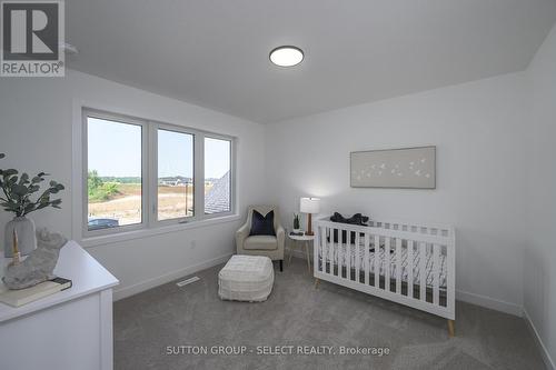 118 Timberwalk Trail, Middlesex Centre (Ilderton), ON - Indoor Photo Showing Bedroom