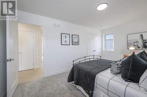 118 Timberwalk Trail, Middlesex Centre (Ilderton), ON - Indoor Photo Showing Bedroom